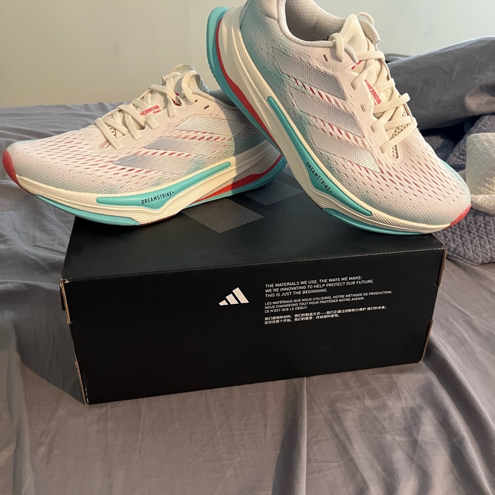 Adidas Women's White and Teal Running Sneakers - women’s size 8